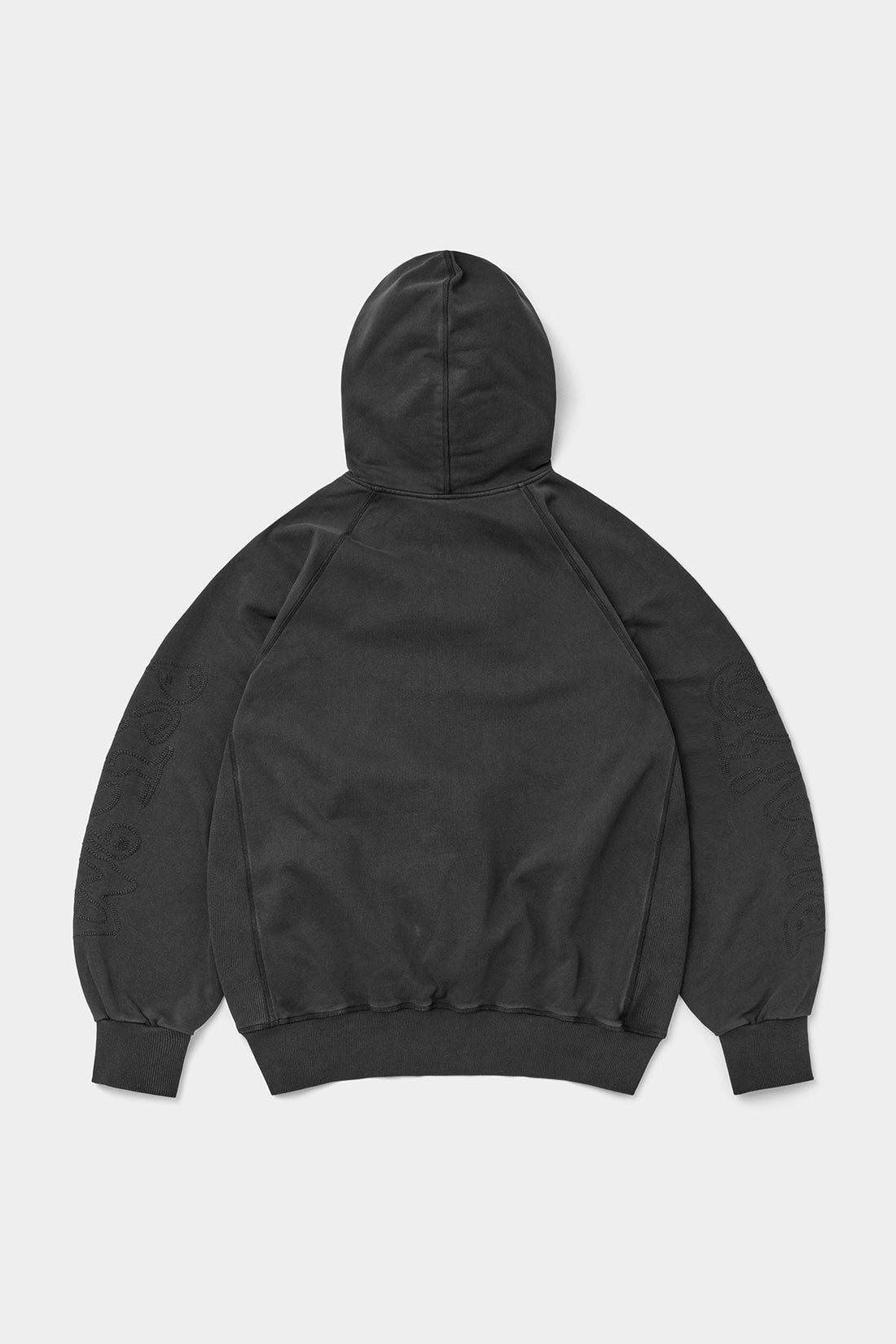 OVERLOCK ZIP-UP GD HOODIE WASHED BLACK (Delivery date : 26.09.28)