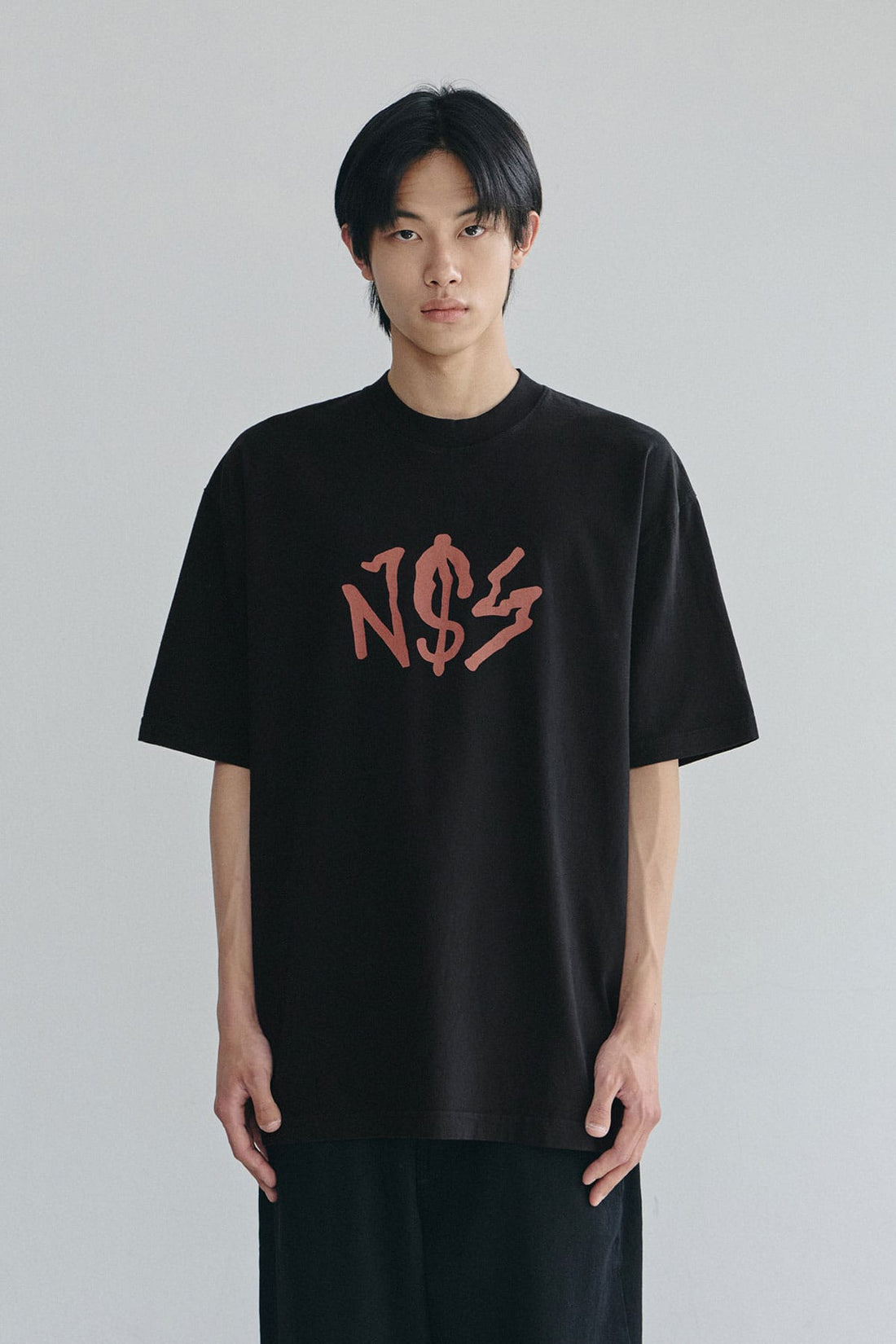 POWERED BY NSS SSV GD 6.5OZ TEE BLACK